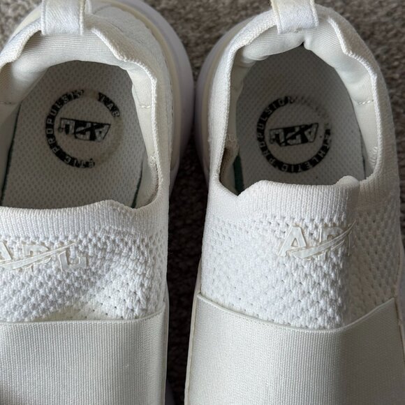 APL Women's Techloom Bliss Sneakers White - 6.5 - Picture 9 of 11